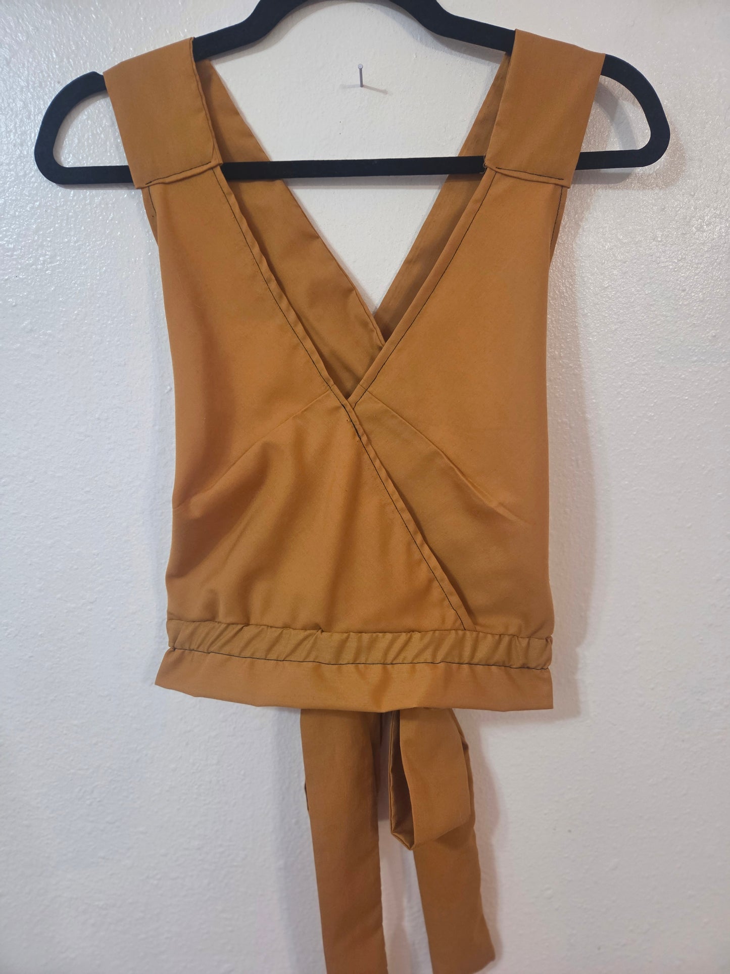 Size Adjustable Gold Crossback Top
