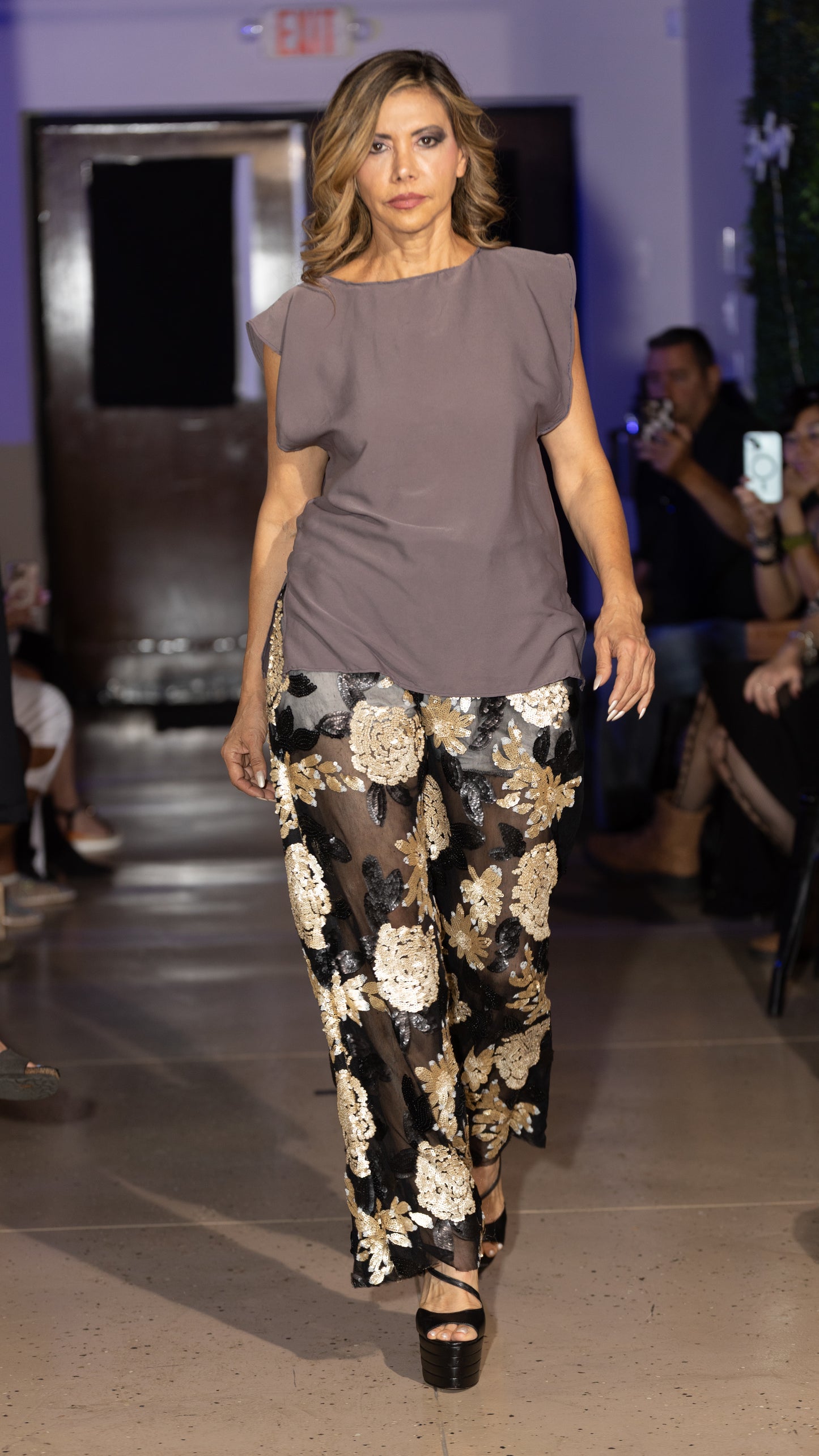 Size Adjustable Blouse and Pants Bundle