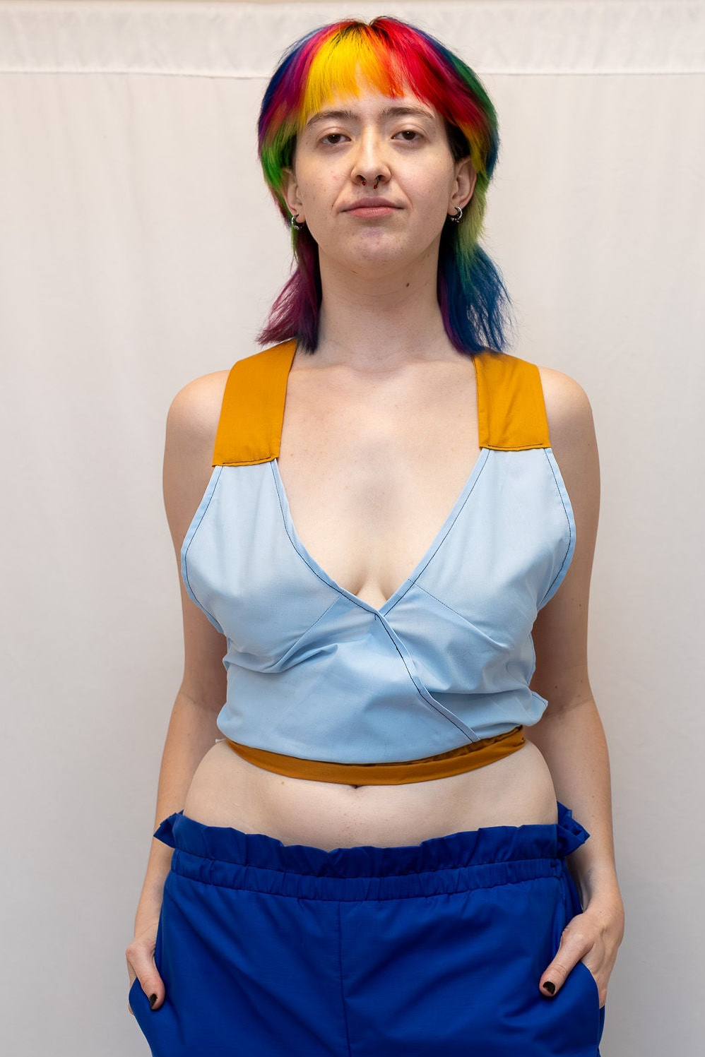 Size Adjustable Pale Blue and Gold Crossback Top