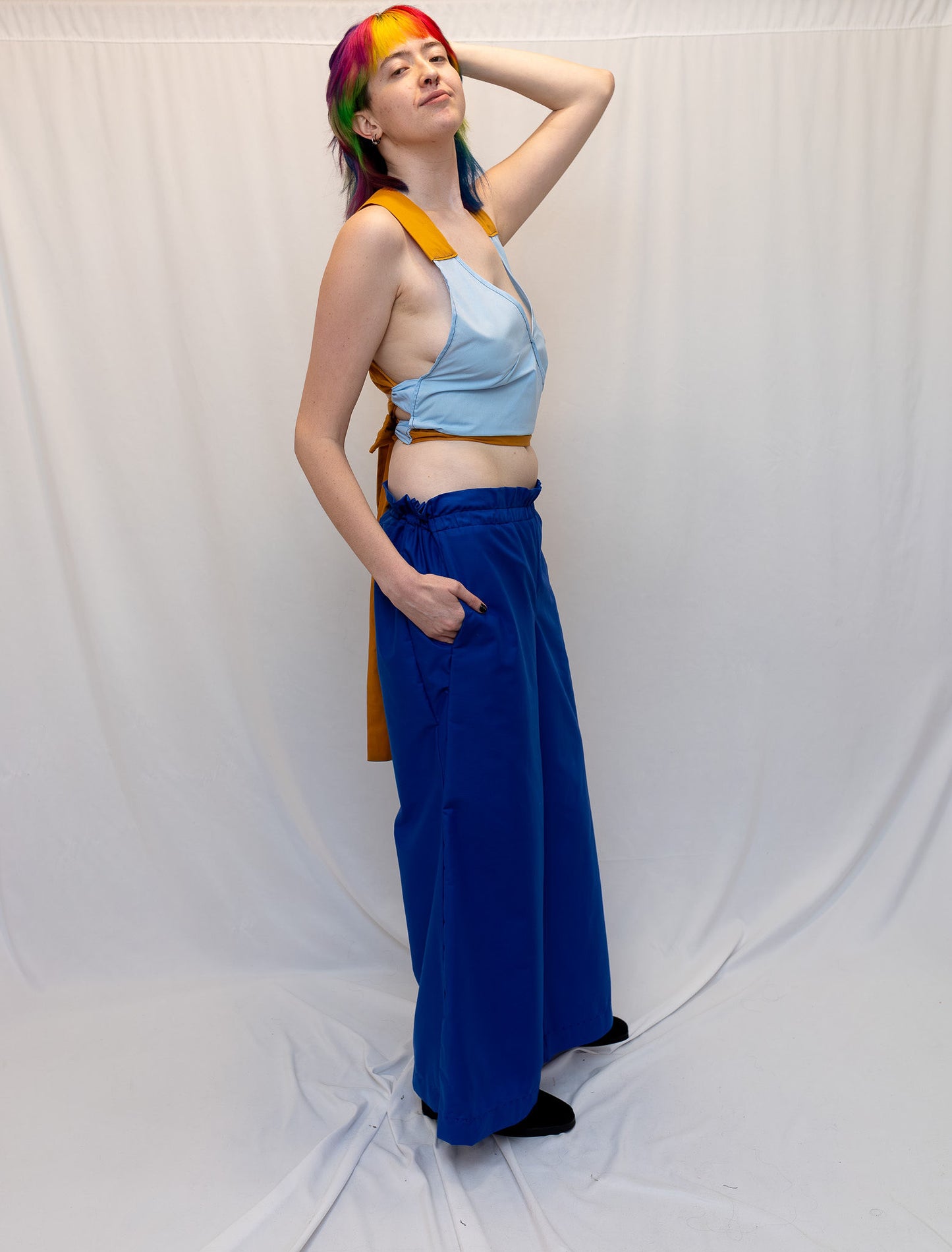 Size Adjustable Pale Blue and Gold Crossback Top