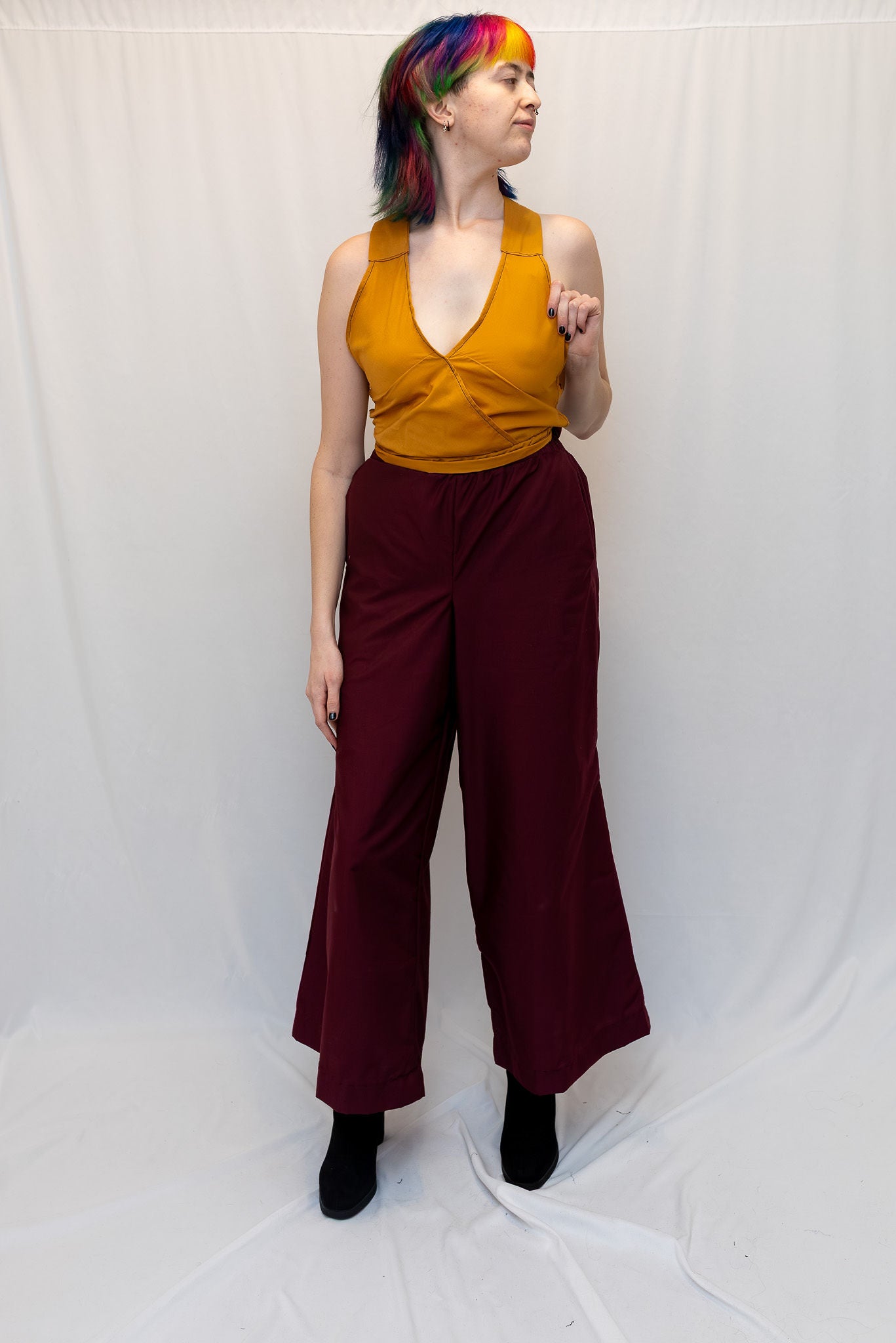 Size Adjustable Gold Crossback Top