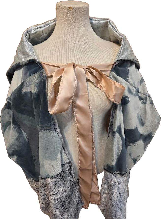 Size Inclusive Reversible Shawl