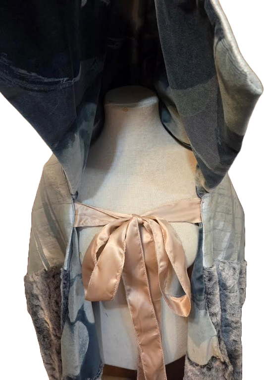 Size Inclusive Reversible Shawl