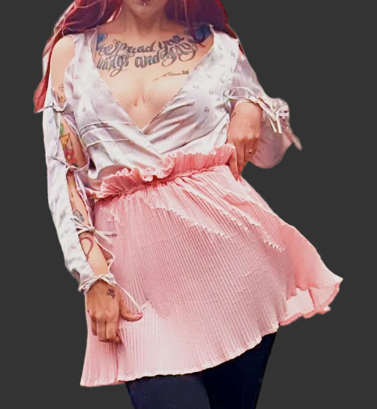 This photo shows the size adjustable pink tie top